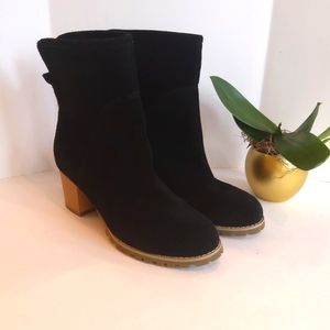 Daphne  black suede leather boots block heel